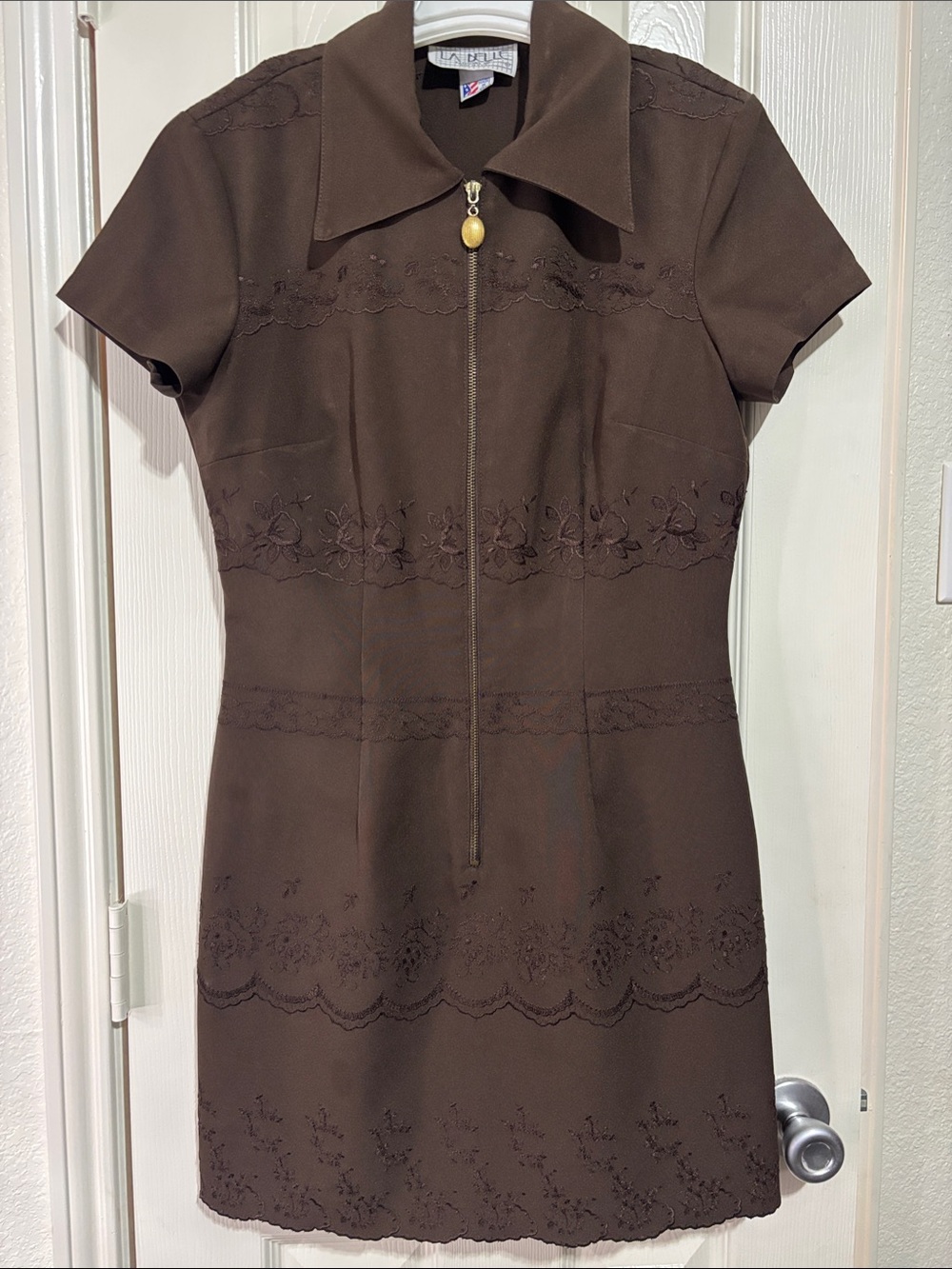 La Belle Brown Embroidered Short-Sleeve Zip Dress